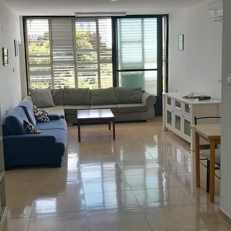 Spacious Jaffa Apt Near The Flea Market 텔아비브 외부 사진
